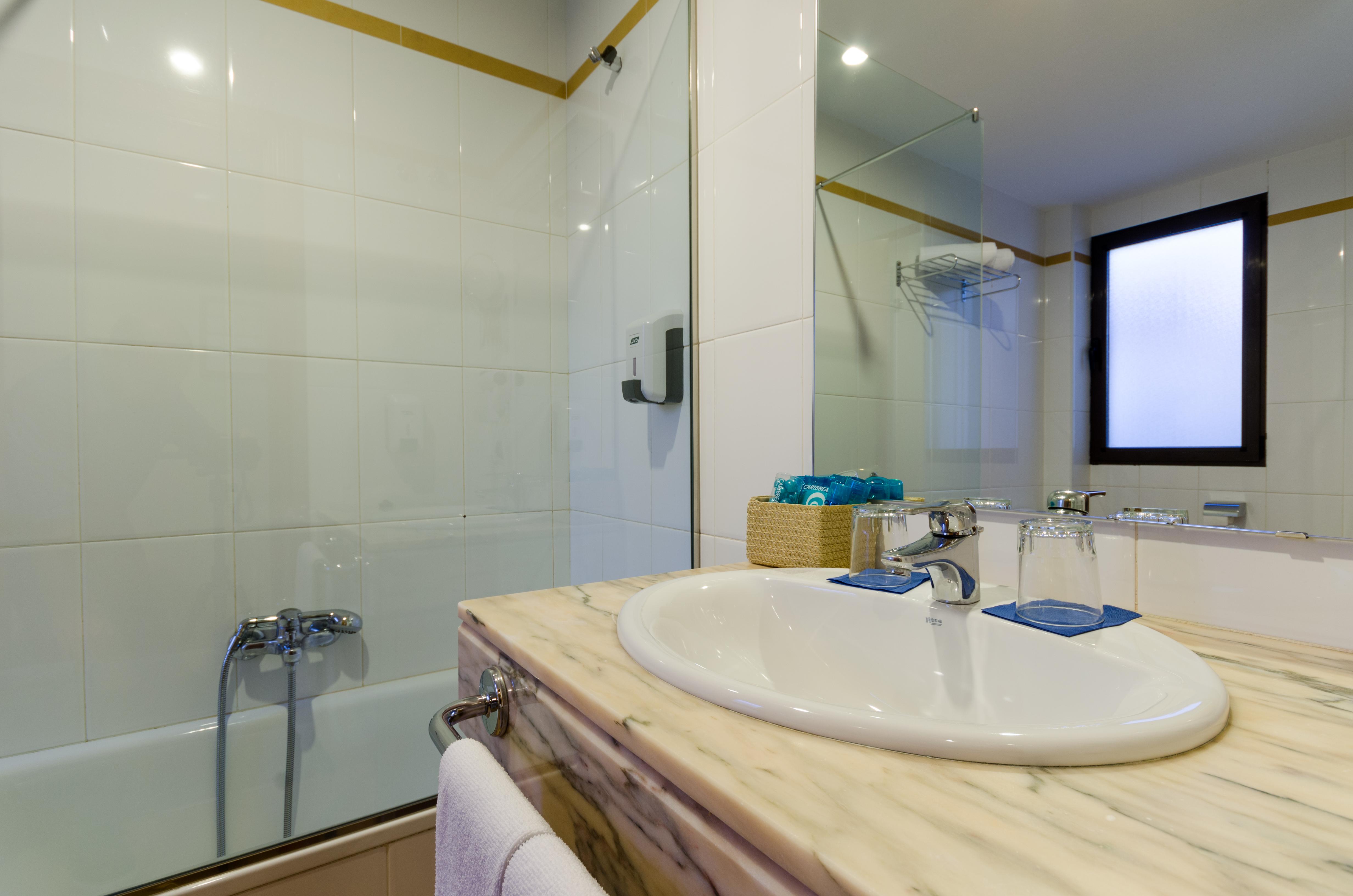 Hotel Yit Conquista De 3*