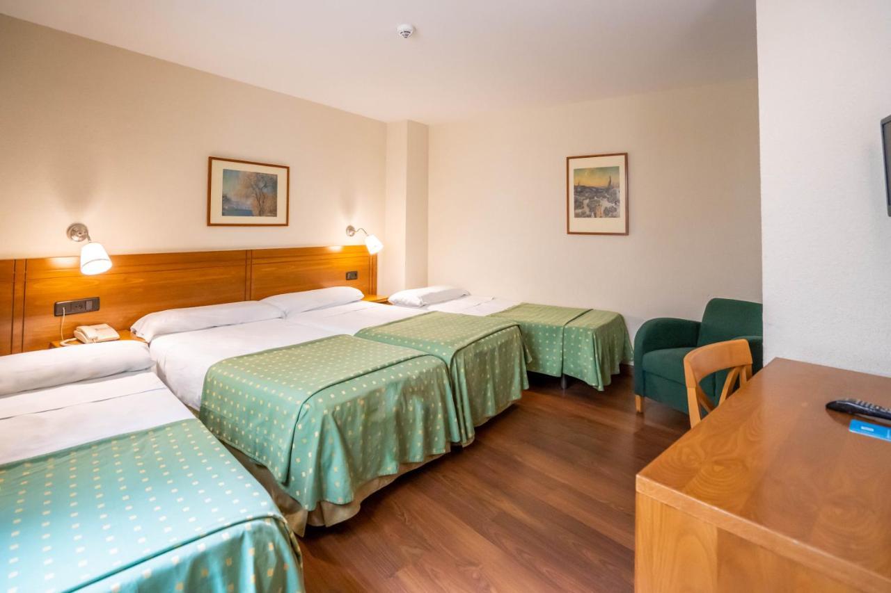 Hotel Yit Conquista De 3*