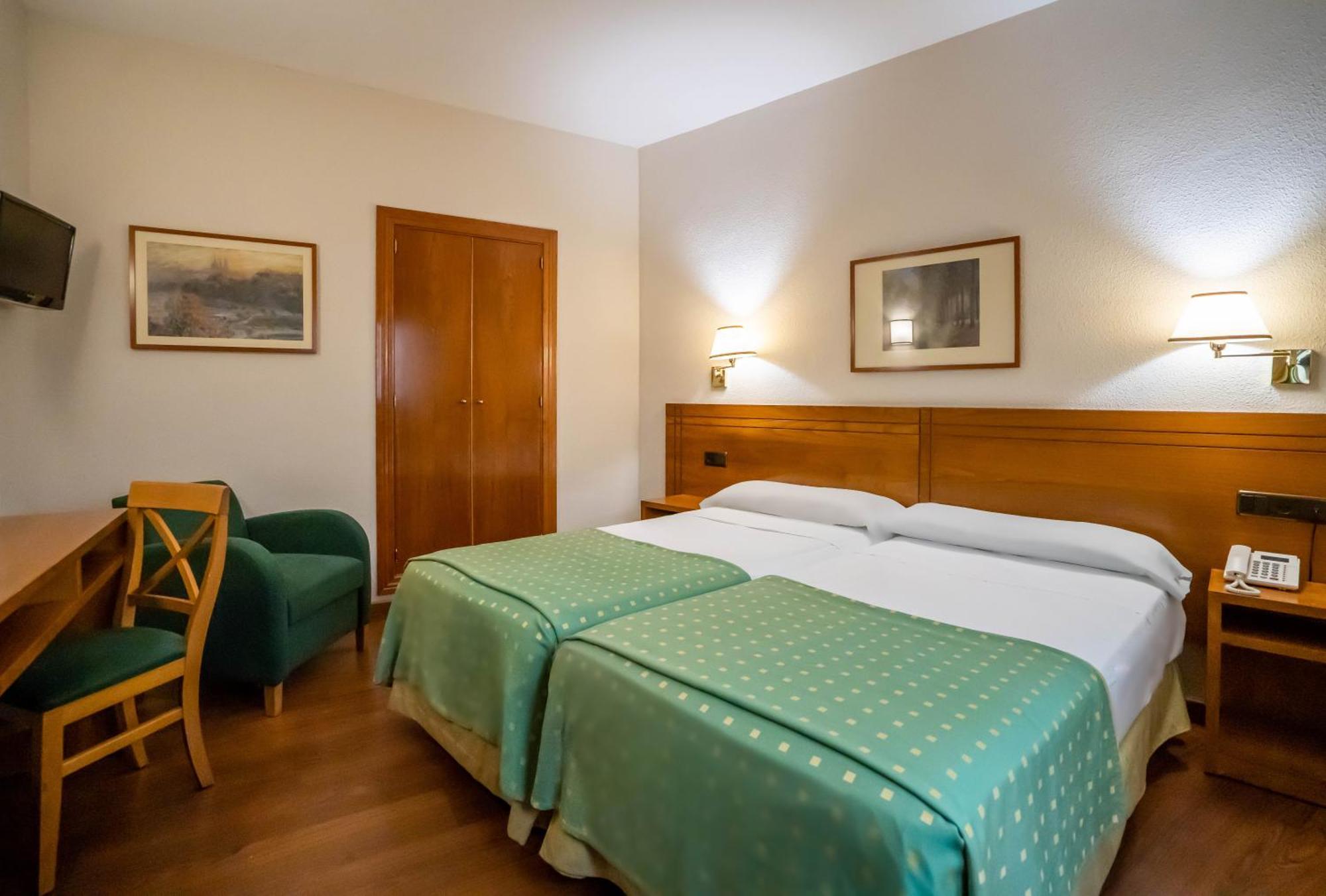Hotel Yit Conquista De